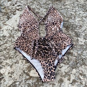Leopard deep v swimsuit
